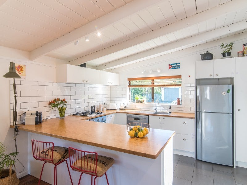 34 Gavin Road, Raumati Beach, Paraparaumu - Carousel 2