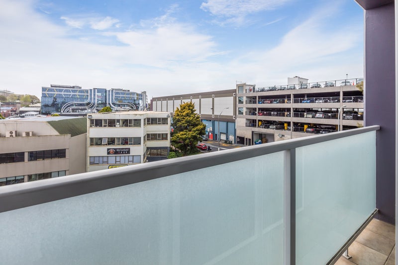 510/31 Davis Crescent, Newmarket, Auckland - Carousel 10