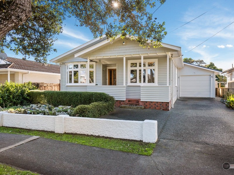 15 Wilford Street, Woburn, Lower Hutt - Carousel 1