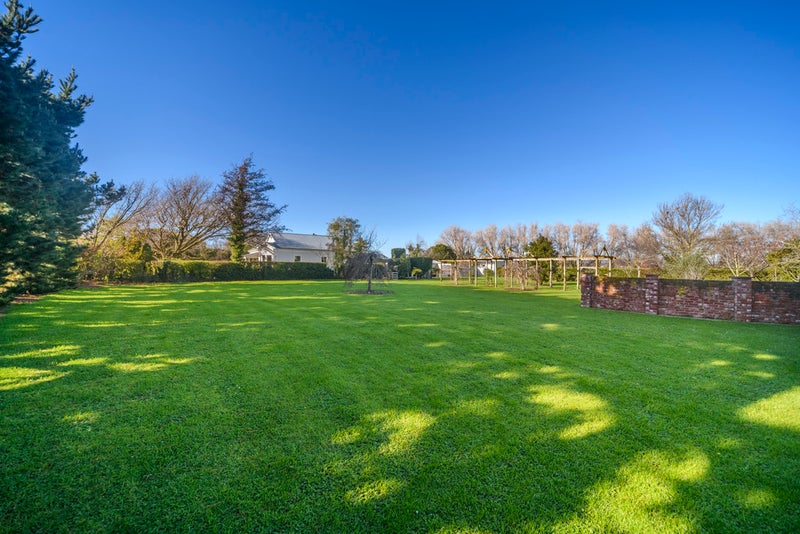 130 Newbury Line, Palmerston North - Carousel 20