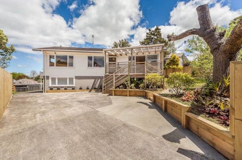 27 Strong Street, Saint Johns, Auckland - Carousel 1