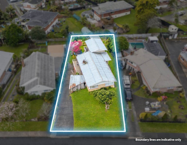 30 Lynmore Drive, Hillpark, Auckland - Carousel 2