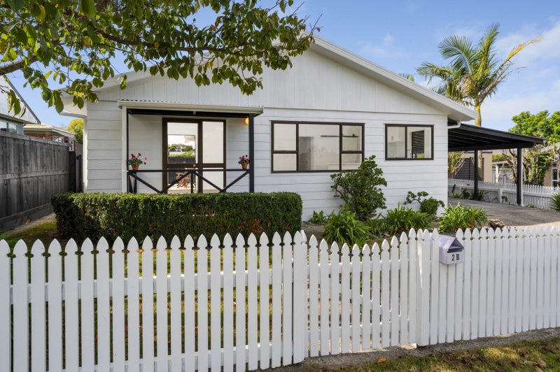 2B Bell Street, Judea, Tauranga - Carousel 1