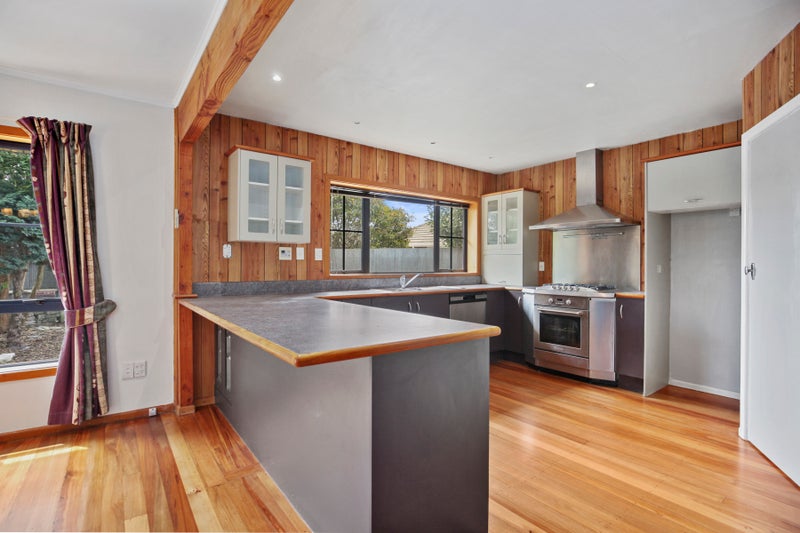 18 Gow Place, Woolston, Christchurch - Carousel 2