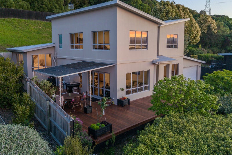 13 Cheshire Place, Stoke, Nelson - Carousel 1