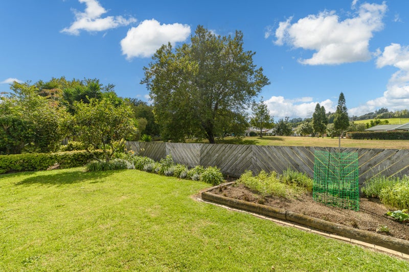 257 St Andrews Drive, Bethlehem, Tauranga - Carousel 2