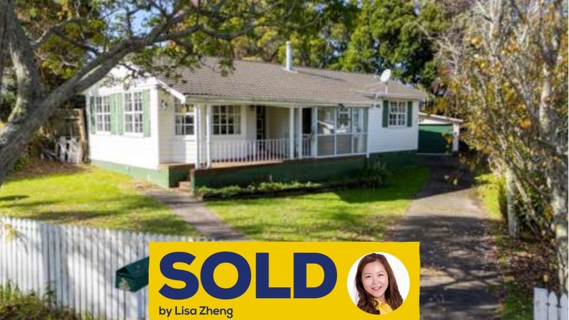 35 Preston Avenue, Henderson, Auckland - Carousel 1