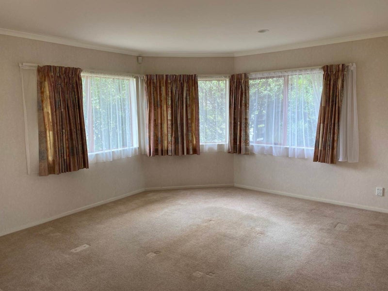 17 Lilybank Crescent, East Tamaki, Auckland - Carousel 2