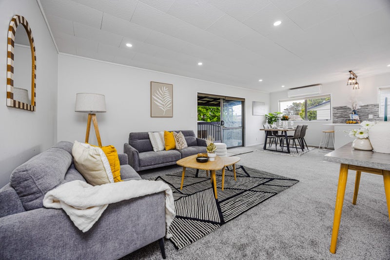 1/96 Finlayson Avenue, Clendon Park, Auckland - Carousel 2