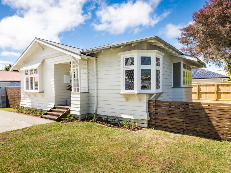 230B Tremaine Avenue, Highbury, Palmerston North - Carousel 1