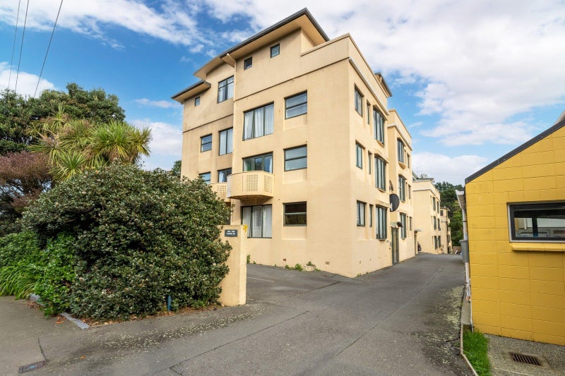 564E Adelaide Road, Berhampore, Wellington - Carousel 1