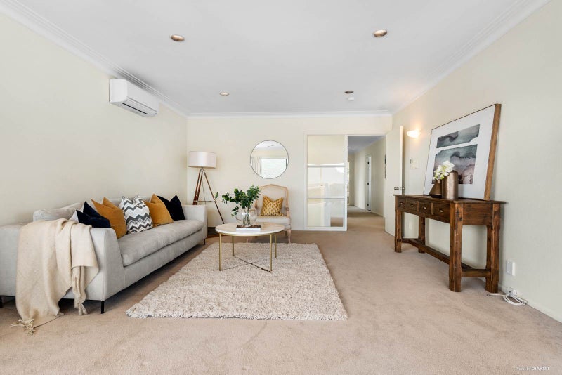 5 Pemberton Avenue, Bayview, Auckland - Carousel 2