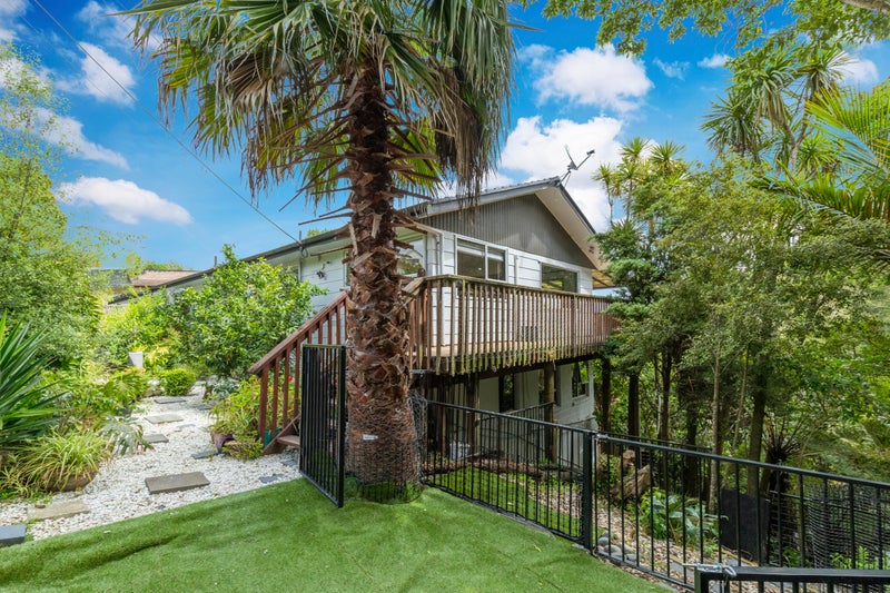 44 Coroglen Avenue, Birkenhead, Auckland - Carousel 1