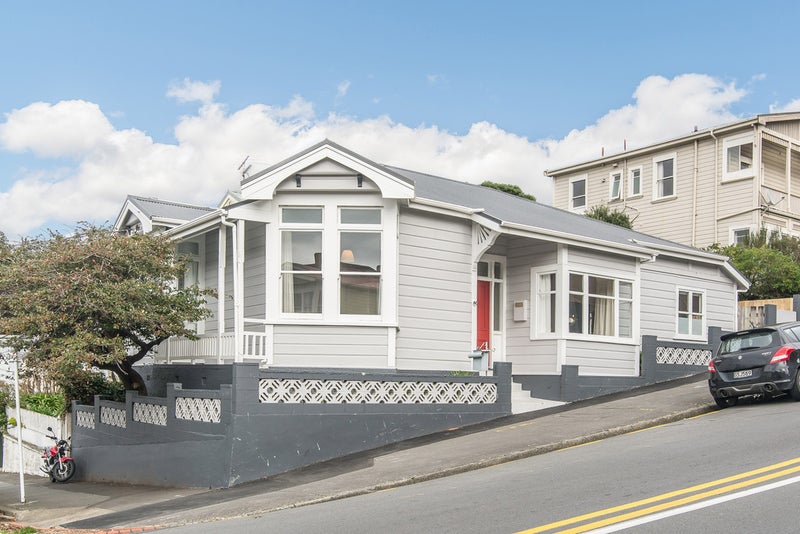 66 Mein Street, Newtown, Wellington - Carousel 1