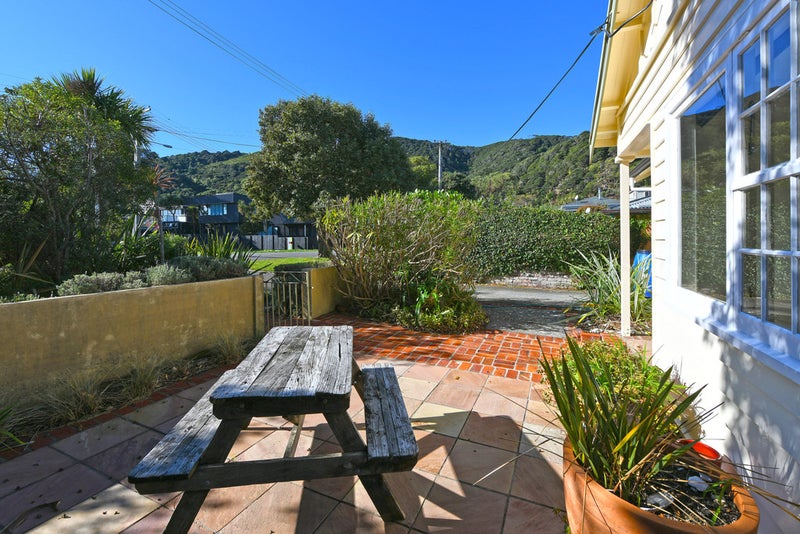 25 Hinau Street, Eastbourne, Lower Hutt - Carousel 2