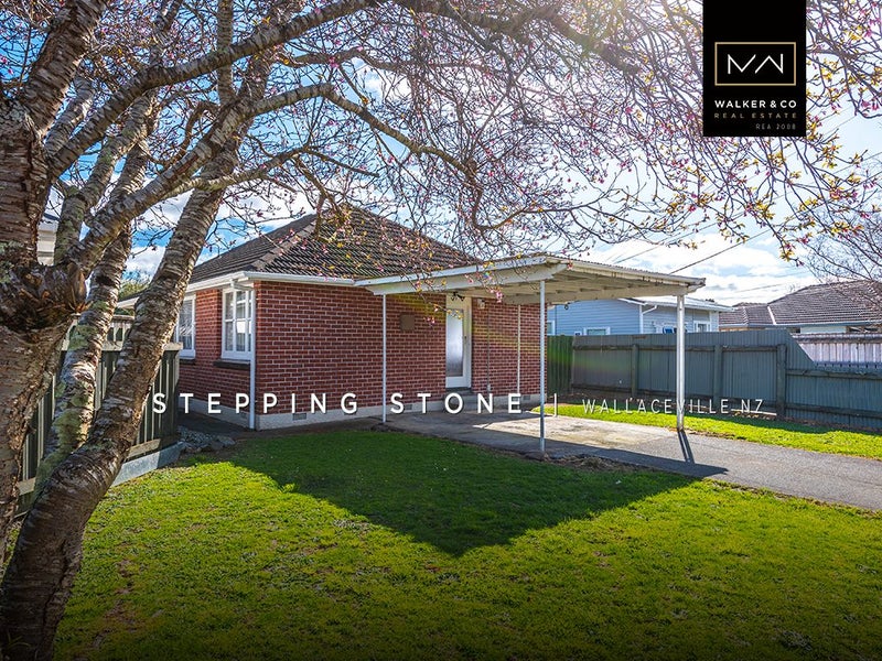 18 Maclean Street, Wallaceville, Upper Hutt - Carousel 1