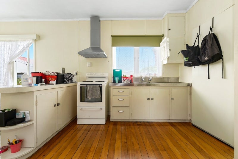 5 Aberfoyle Street, Dinsdale, Hamilton - Carousel 2