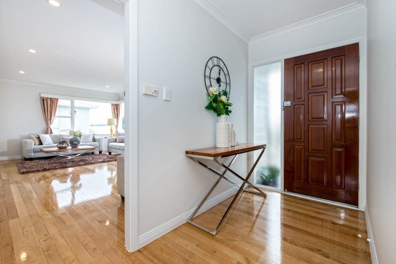 10 Khandallah Place, New Windsor, Auckland - Carousel 2