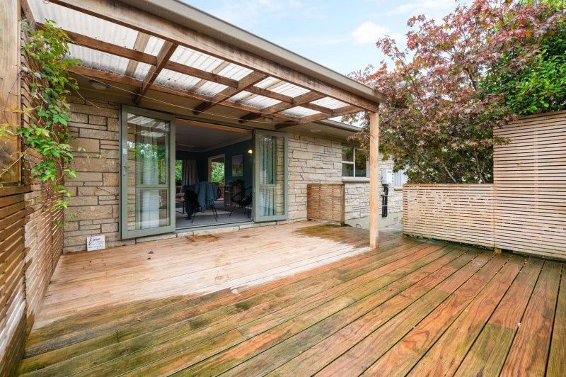 2 Houchens Road, Glenview, Hamilton - Carousel 2