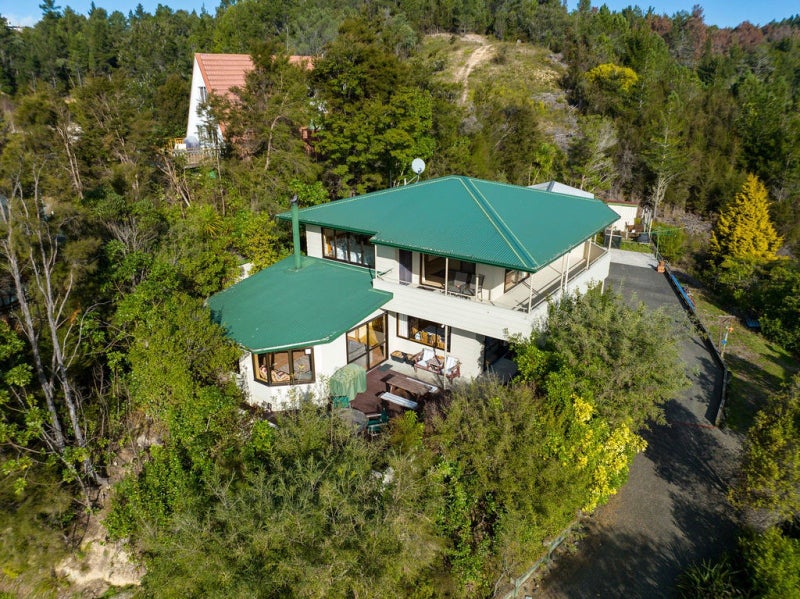 45 Martin Farm Road, Kaiteriteri - Carousel 2