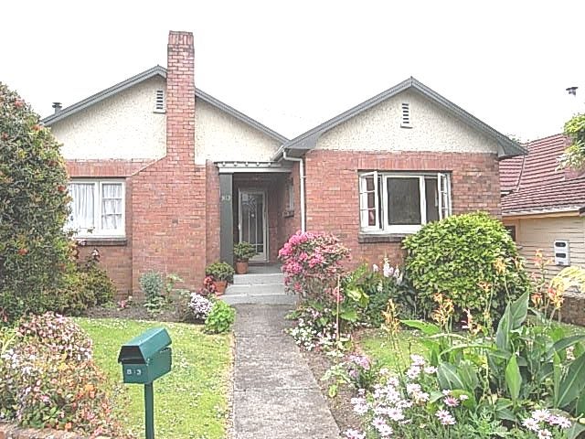 1B Maybeck Road, Mount Albert, Auckland - Carousel 1