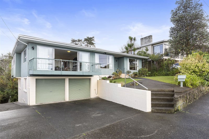 1/76 Woodlands Crescent, Browns Bay, Auckland - Carousel 1