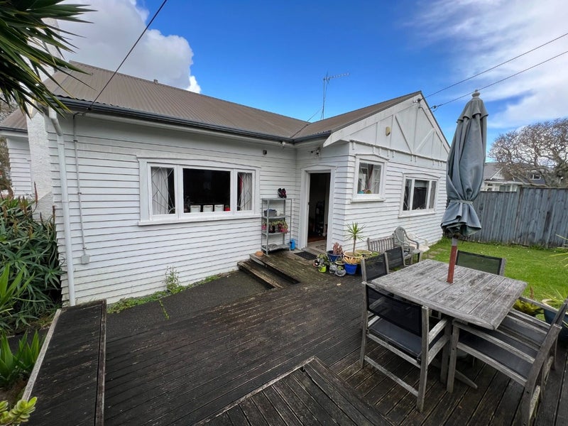 5 Rangipawa Road, One Tree Hill, Auckland - Carousel 12