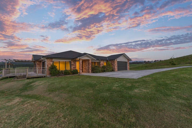 238 Oyster Point Road, Warkworth - Carousel 1