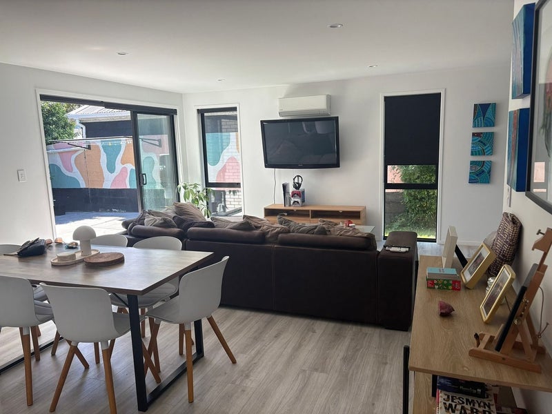 120 Seaview Road, Westown, New Plymouth - Carousel 2