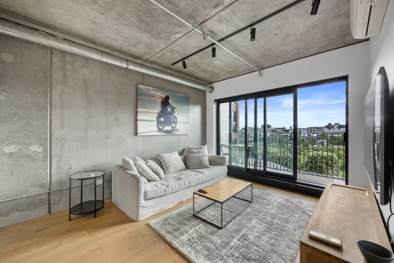 303/59 France Street South, Newton, Auckland - Carousel 1
