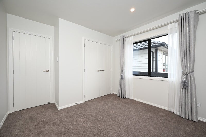 16 Matamata Place, Otara, Auckland - Carousel 2