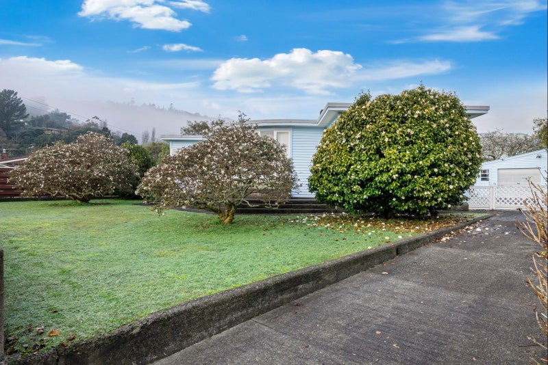 4 Milton Street, Stokes Valley, Lower Hutt - Carousel 18