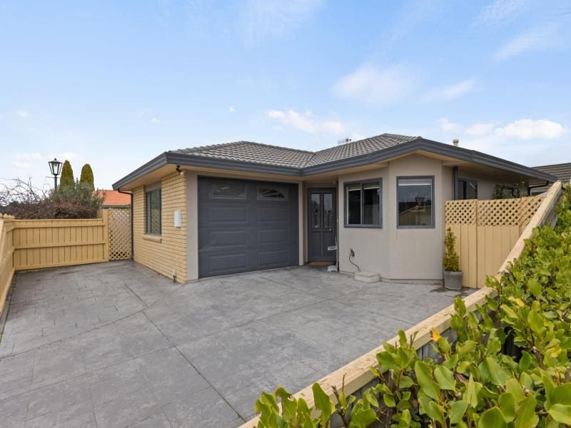 56A Kensington Drive, Taradale, Napier - Carousel 18