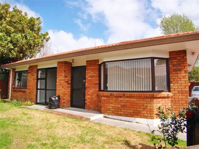 3/59 Margan Avenue, New Lynn, Auckland - Carousel 1
