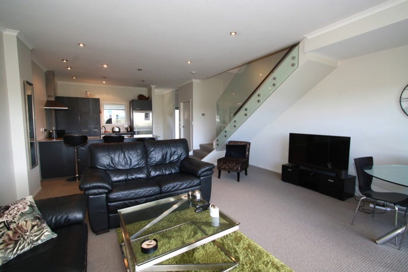 3/16 Ronald Street, Strandon, New Plymouth - Carousel 1