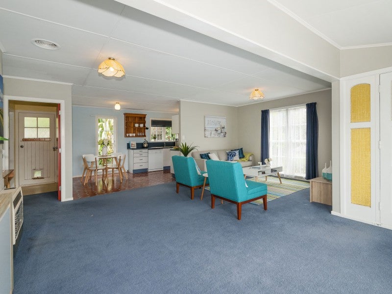 35 Redvers Drive, Belmont, Lower Hutt - Carousel 2