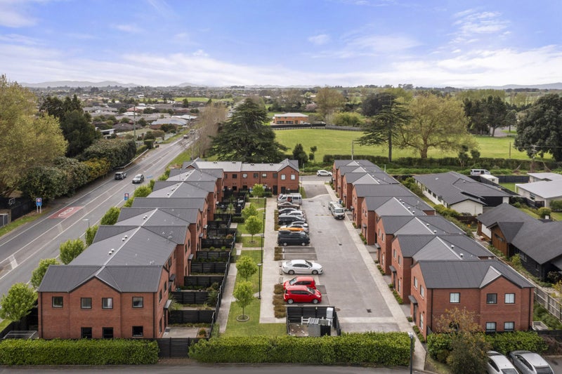 8 Pippa Lane, Chartwell, Hamilton - Carousel 27