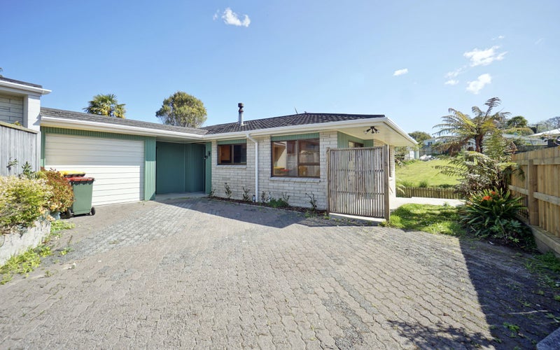 11C Beatty Avenue, Te Puke - Carousel 1