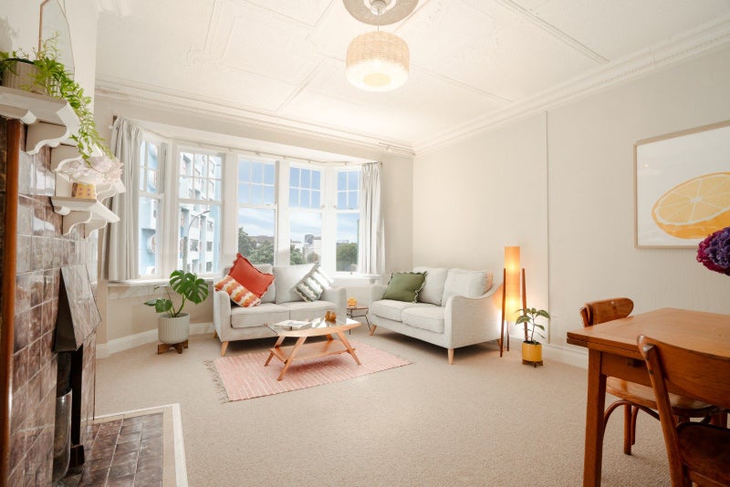 4/1 Brooklyn Road, Mount Cook, Wellington - Carousel 1