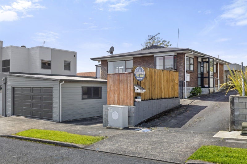 17 Cutfield Road, New Plymouth, New Plymouth - Carousel 2