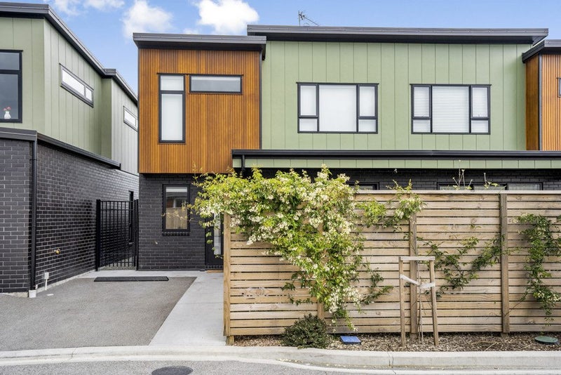 5/7 Johnston Grove, Taita, Lower Hutt - Carousel 2