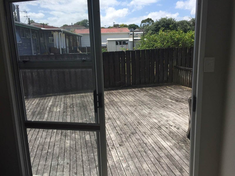 28 Oreil Avenue, West Harbour, Auckland - Carousel 13