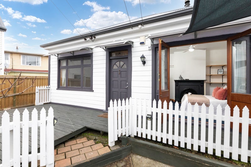 1/14 Spencer Street, Addington, Christchurch - Carousel 2