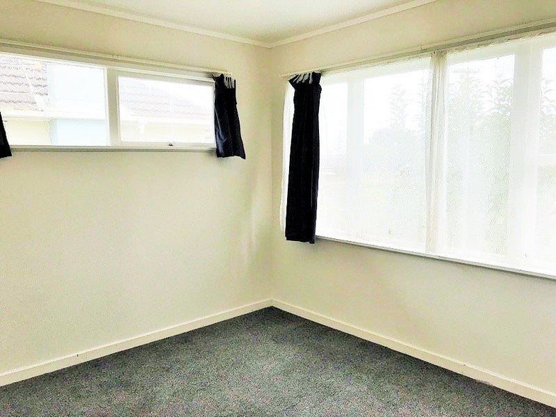 20 Parker Crescent, Otara, Auckland - Carousel 8