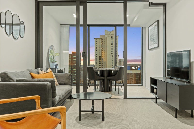 2207/10 Commerce Street, Auckland Central, Auckland - Carousel 2