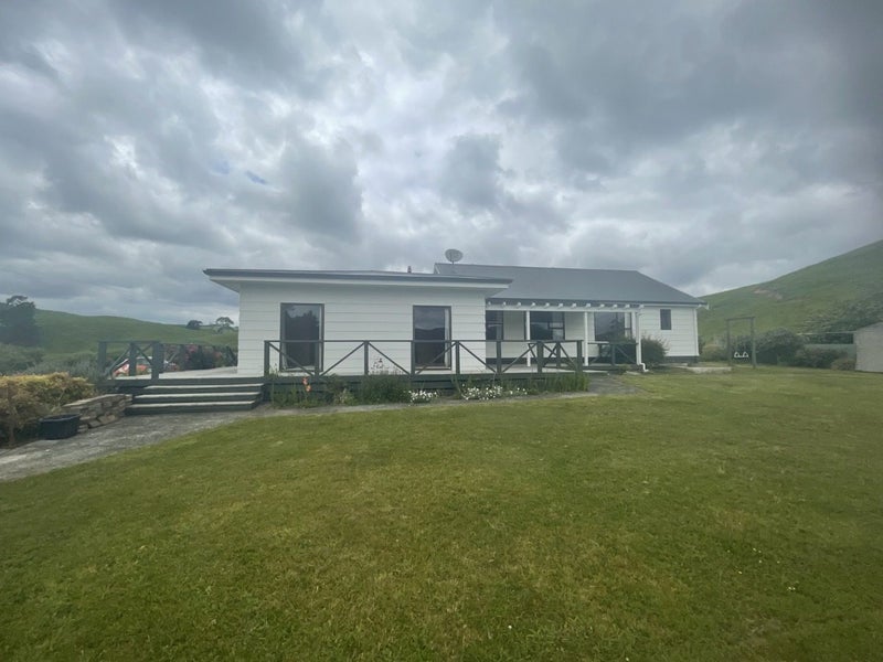 1930 State Highway 5, Te Pōhue, Napier - Carousel 2