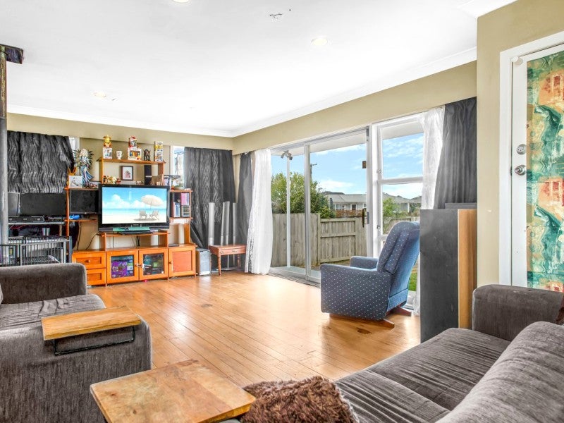 21 Mears Road, St Andrews, Hamilton - Carousel 2