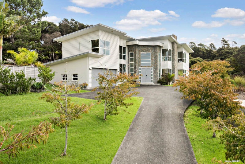 56 Gold Street, Albany Heights, Auckland - Carousel 1