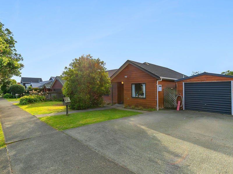 6 Westridge, Camborne, Porirua - Carousel 2