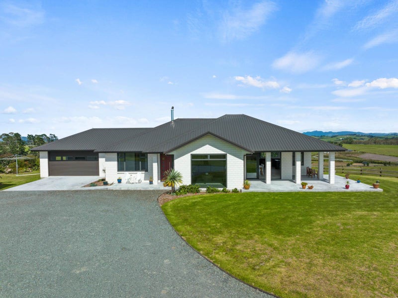 24 Horseshoe Lane, Kamo - Carousel 2